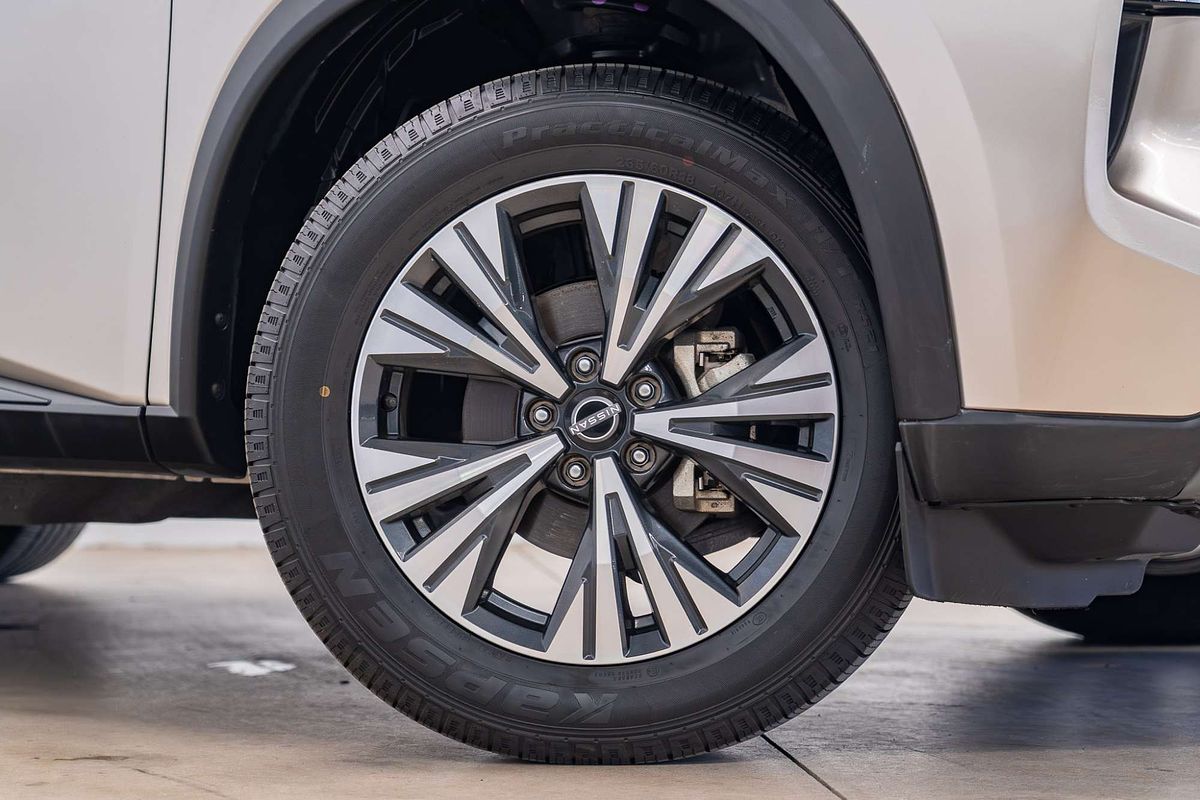 2023 Nissan X-TRAIL ST-L T33