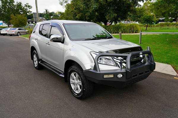 2016 Isuzu MU-X LS-U