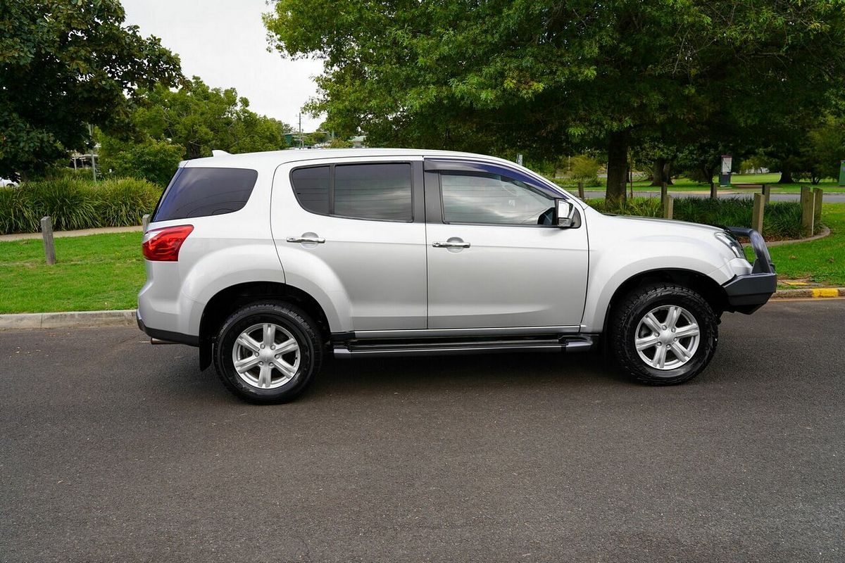 2016 Isuzu MU-X LS-U