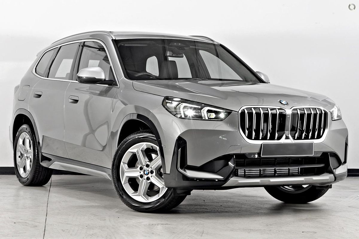 2025 BMW X1 sDrive18i U11