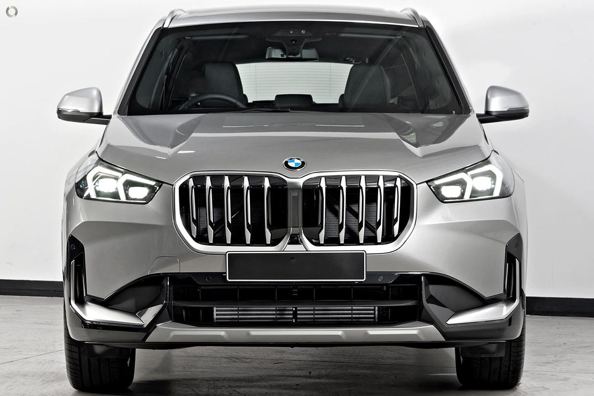 2025 BMW X1 sDrive18i U11