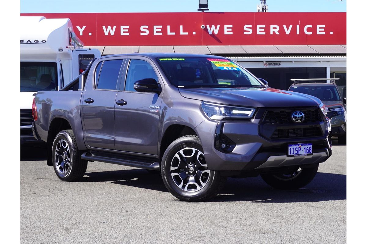 2025 Toyota Hilux SR5 48V GUN126R 4X4