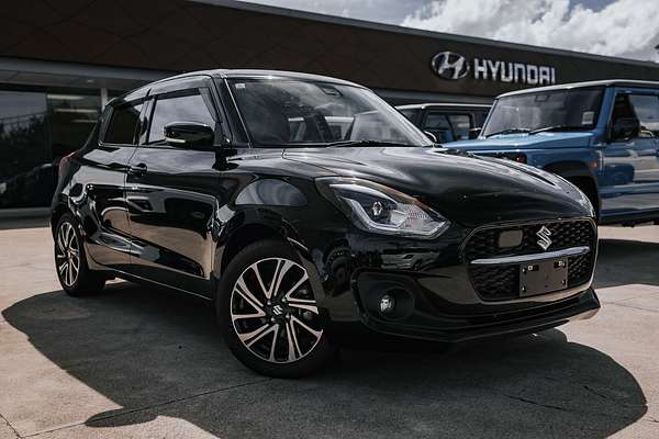 2026 Suzuki Swift Hybrid GLX UZ