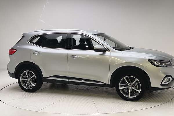 2022 MG HS Excite SAS23 thumb-3