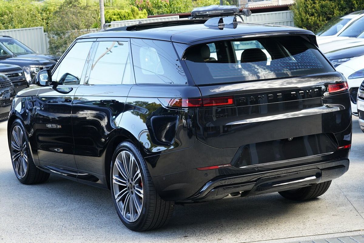 2026 Land Rover Range Rover Sport D350 Dynamic HSE L461