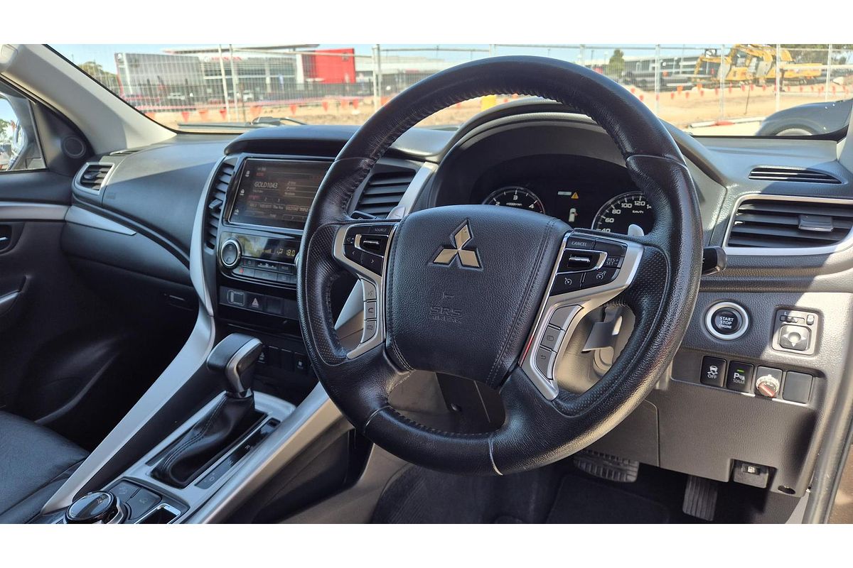 2017 Mitsubishi Pajero Sport GLS QE