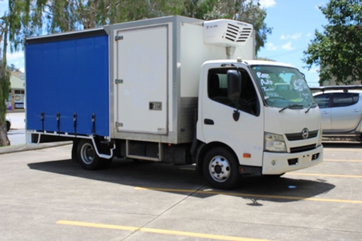 2014 Hino 300 Series 716 Medium