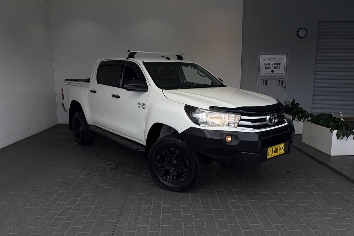 2016 Toyota Hilux SR GUN126R
