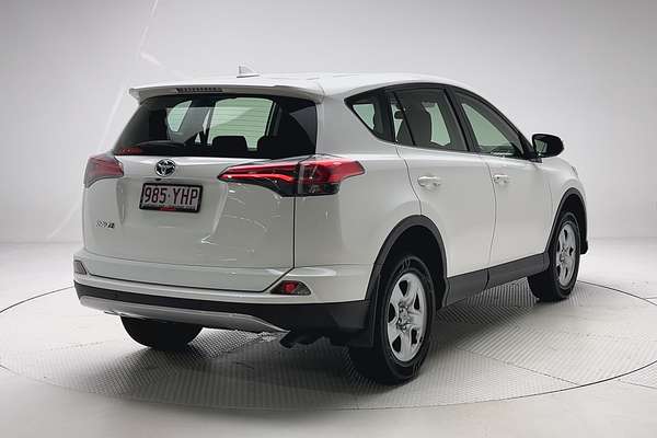 2018 Toyota RAV4 GX ZSA42R thumb-1