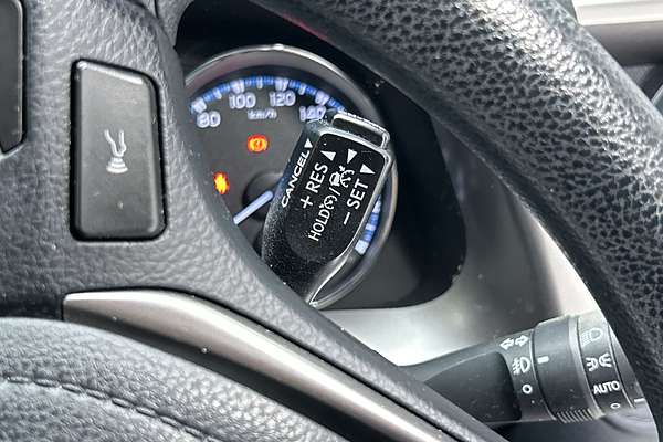 2018 Toyota RAV4 GX ZSA42R thumb-17