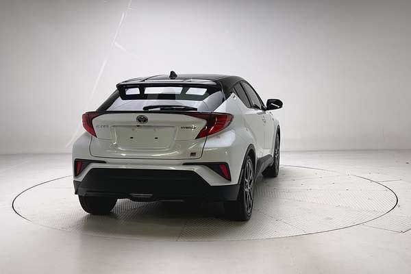 2022 Toyota C-HR GR Sport ZYX10R thumb-1
