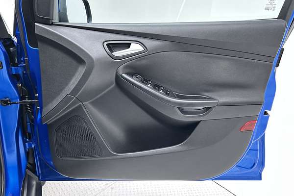 2014 Ford Focus Trend LW MKII thumb-18