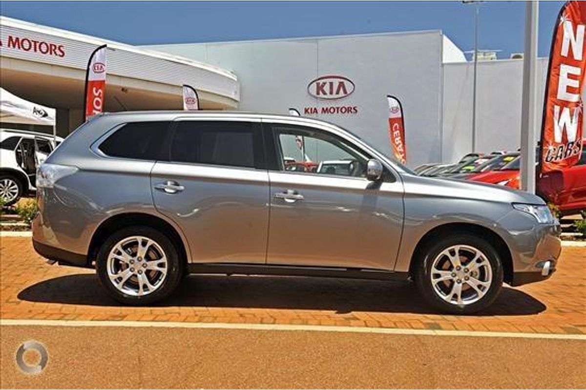 2013 Mitsubishi Outlander Aspire ZJ