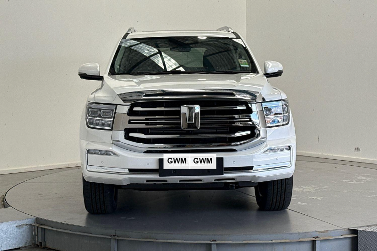 2025 GWM Tank 500 Ultra Hi4-T PHEV P03