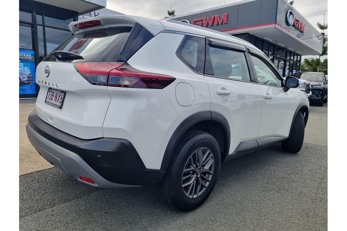 2025 Nissan X-TRAIL ST T33