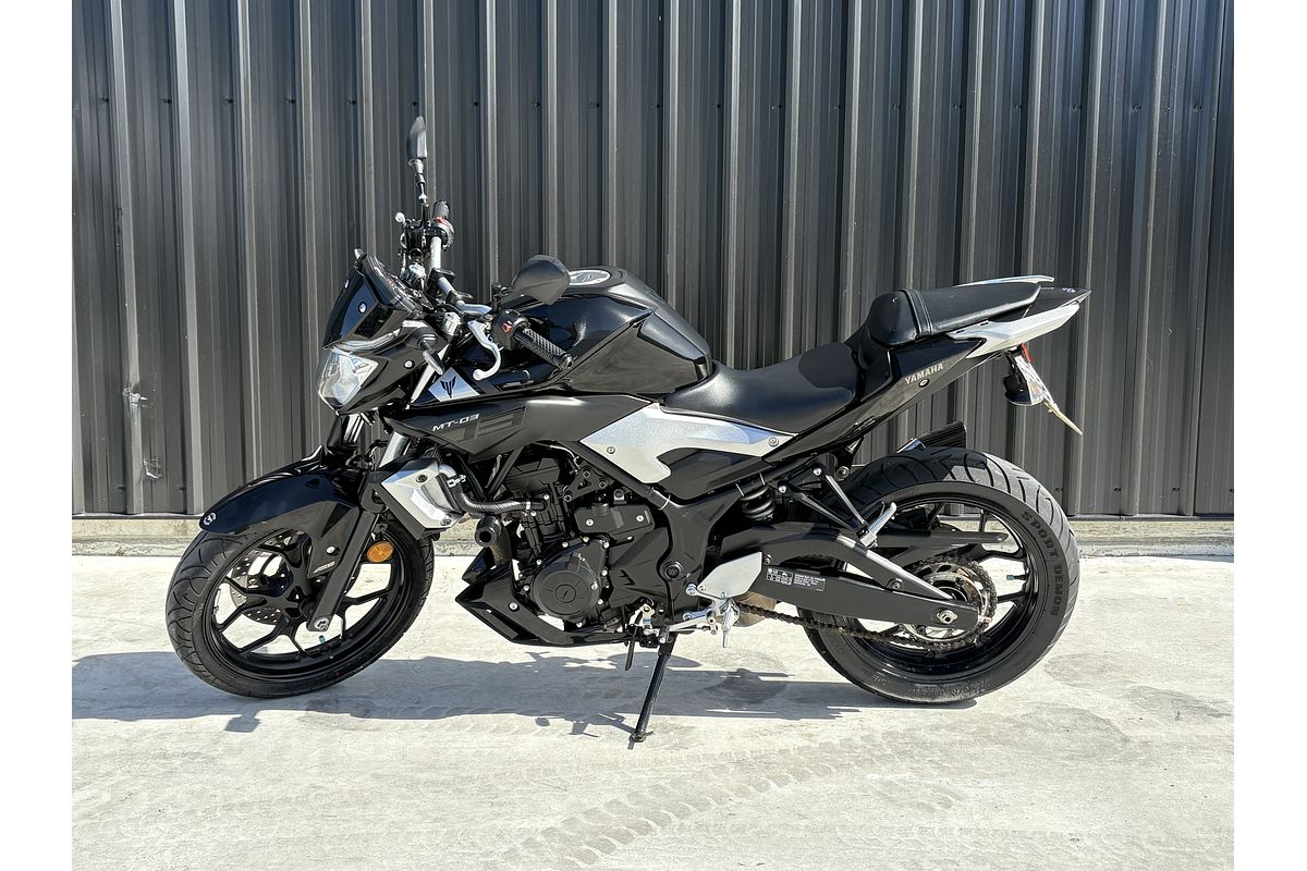 2017 Yamaha MT-03 ABS 321 (MT03LA) LA