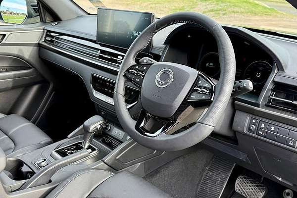 2025 KGM Musso Ultimate Q261 4X4 LWB thumb-36