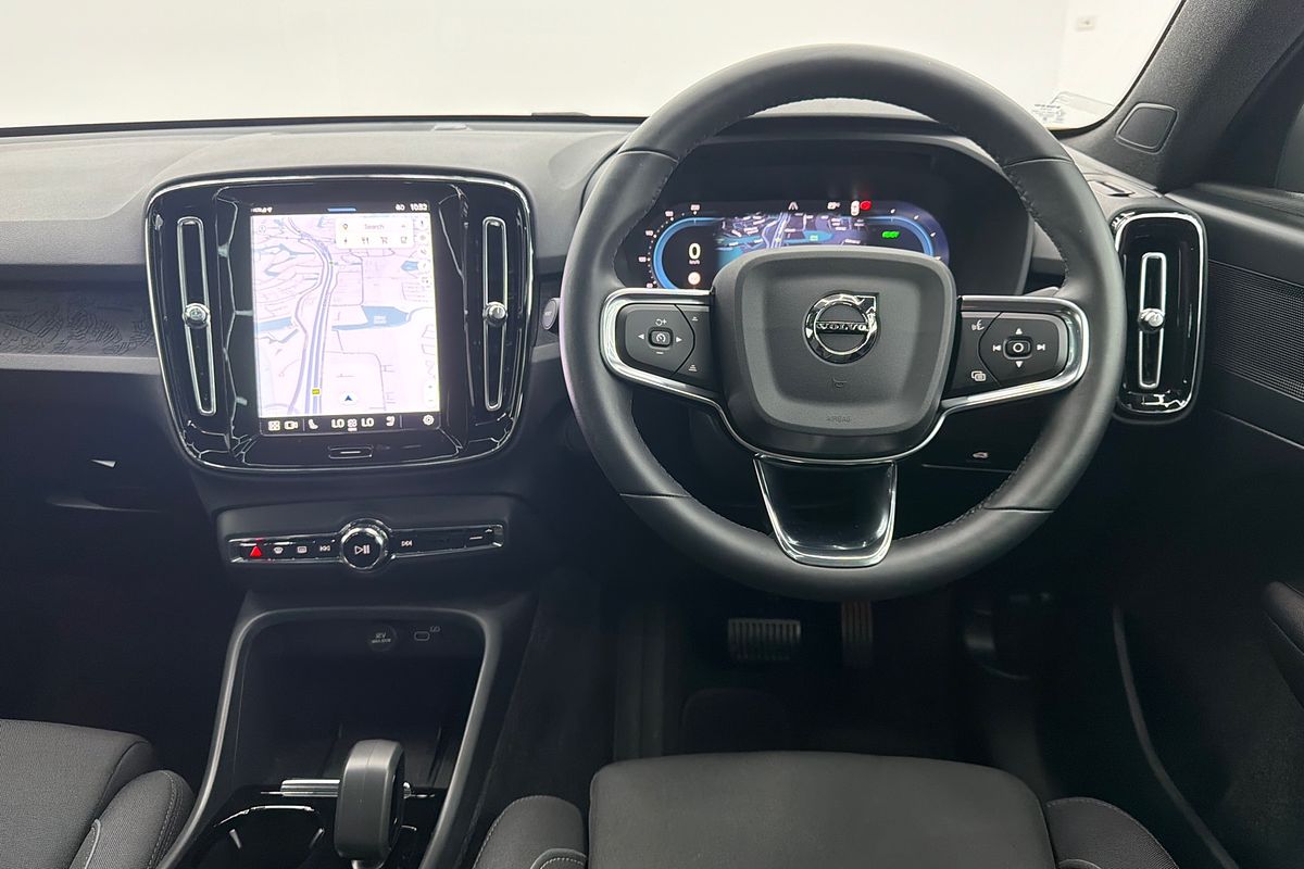 2023 Volvo C40 Recharge