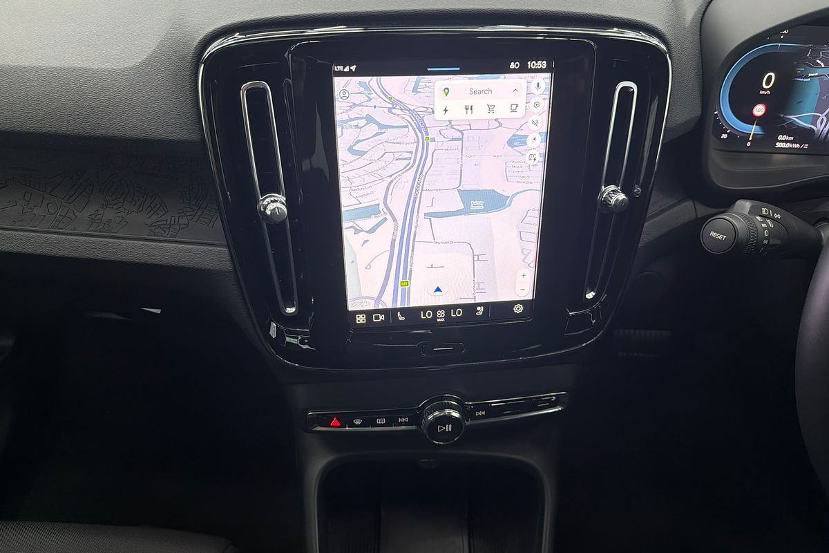 2023 Volvo C40 Recharge