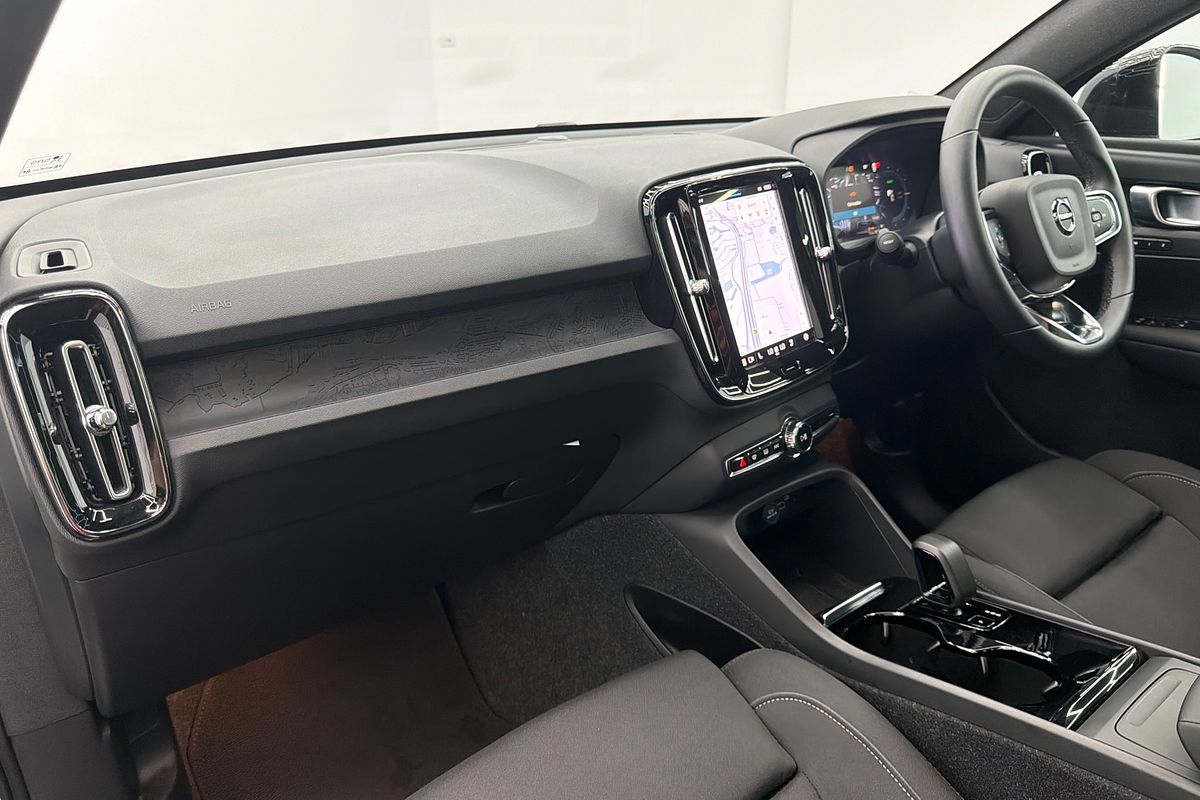 2023 Volvo C40 Recharge