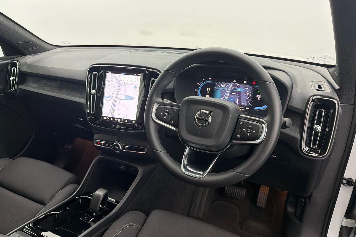 2023 Volvo C40 Recharge