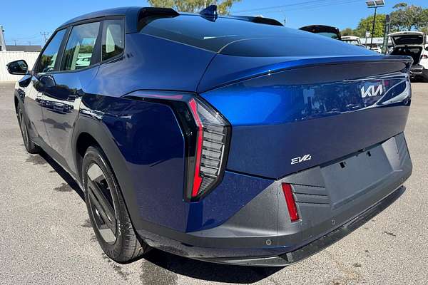 2025 Kia EV4 Air Standard Range CT thumb-4