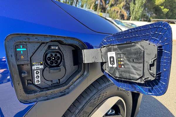 2025 Kia EV4 Air Standard Range CT thumb-9