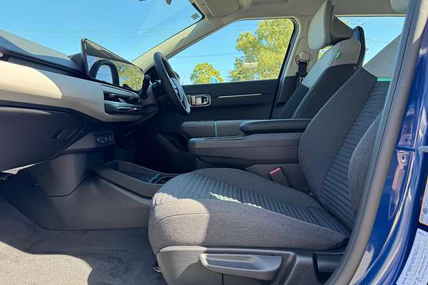 2025 Kia EV4 Air Standard Range CT thumb-12