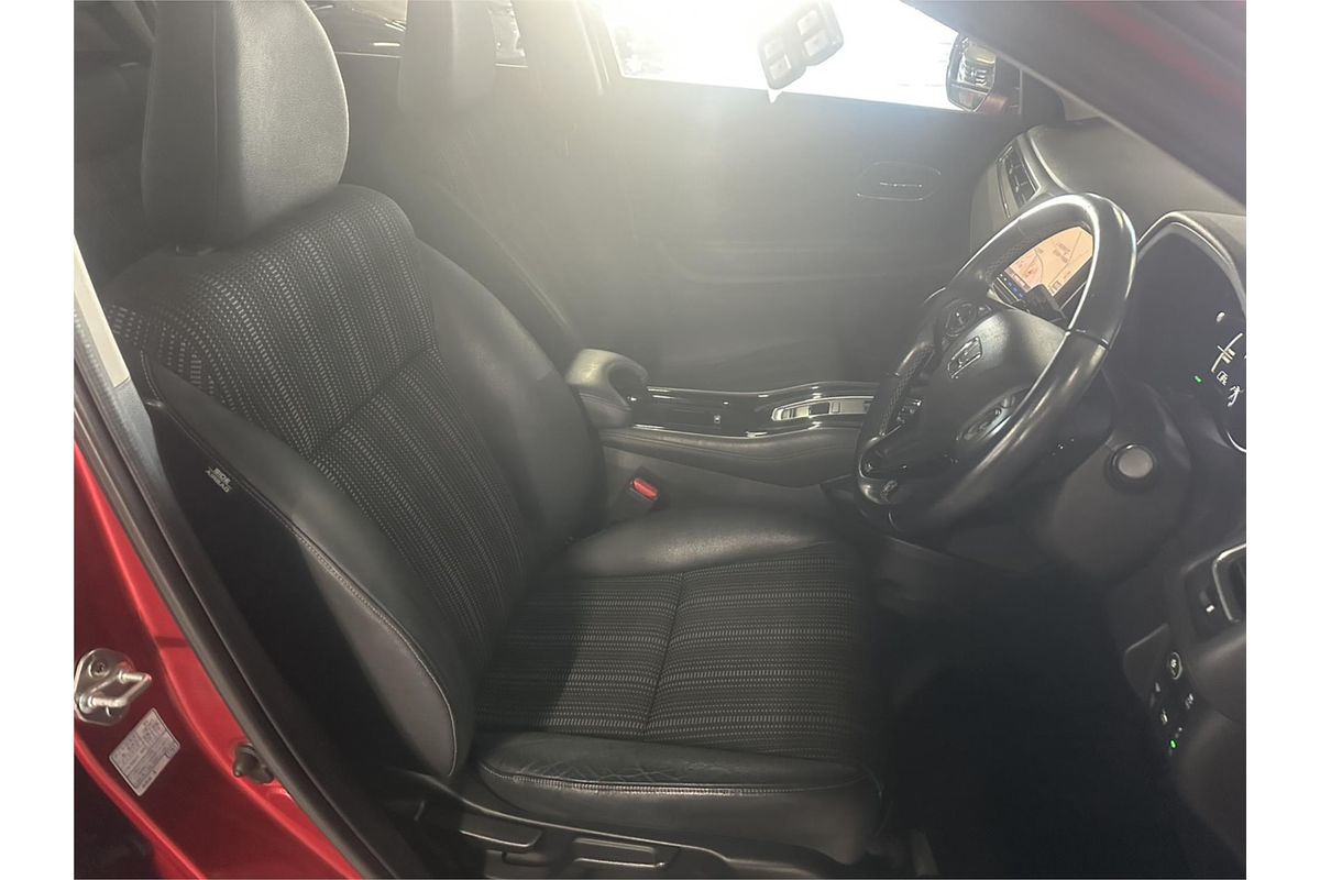 2017 Honda Vezel hybrid Z