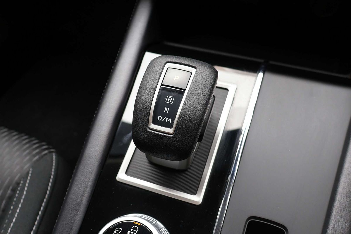 2024 Mitsubishi Outlander ES ZM