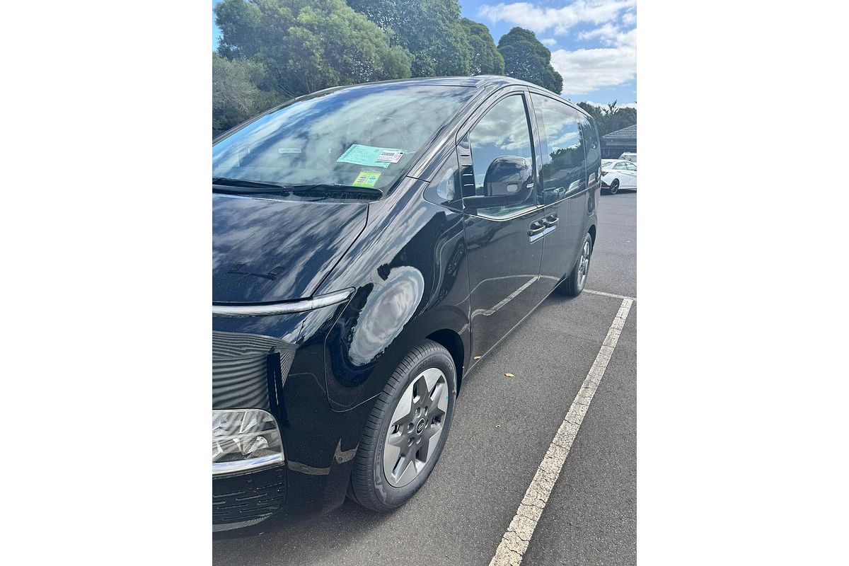 2026 Hyundai STARIA US4.V3