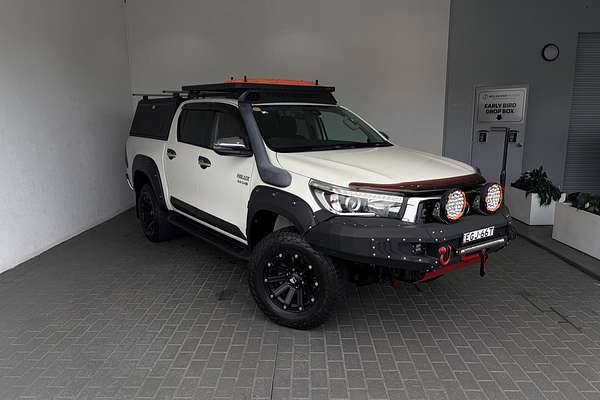 2019 Toyota Hilux SR5 GUN126R