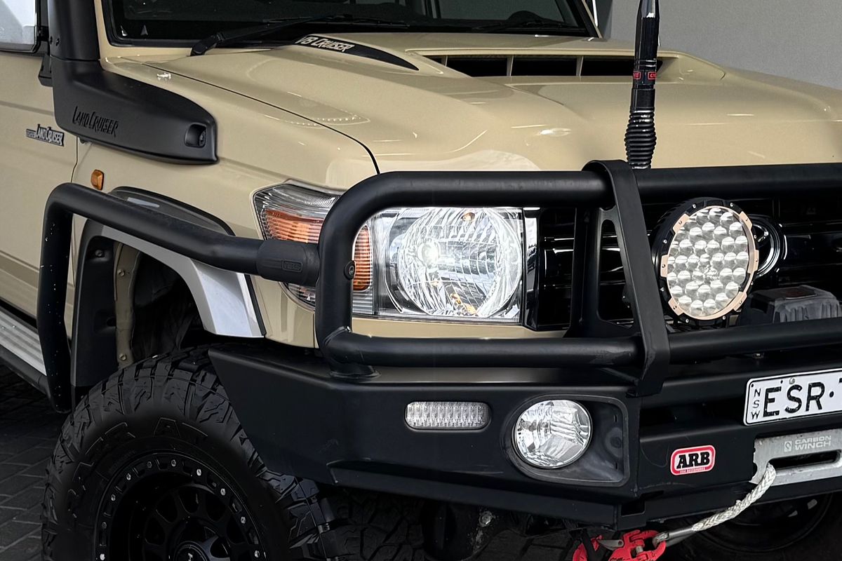 2022 Toyota Landcruiser GXL VDJ76R