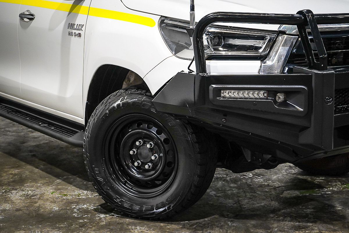 2021 Toyota Hilux SR5 GUN126R 4X4