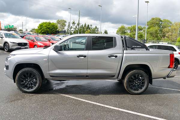 2025 Mitsubishi Triton GLS MV 4X4 thumb-4