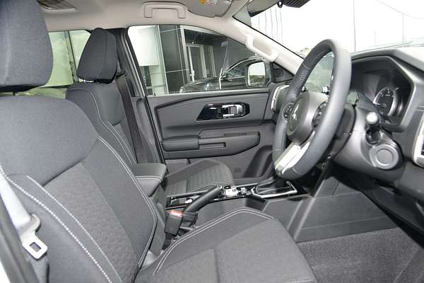 2025 Mitsubishi Triton GLS MV 4X4 thumb-9