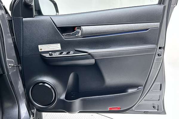 2020 Toyota Hilux Rogue GUN126R 4X4 thumb-18