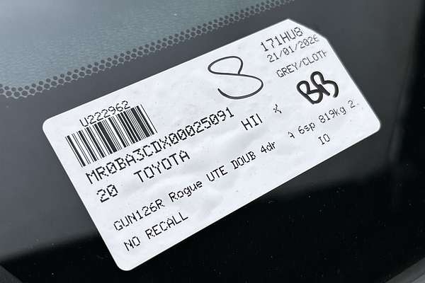 2020 Toyota Hilux Rogue GUN126R 4X4 thumb-23