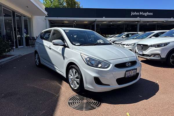 2019 Hyundai Accent Sport RB6