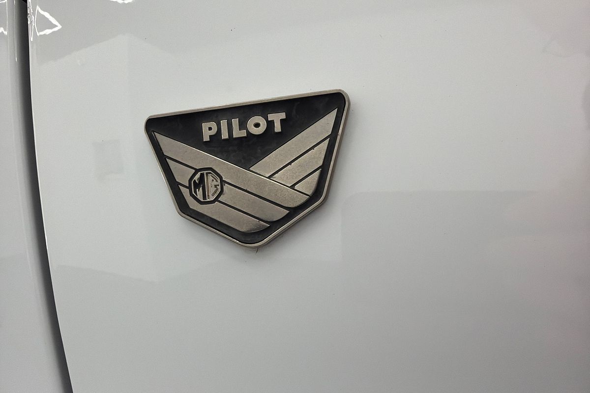 2021 MG HS Core SAS23