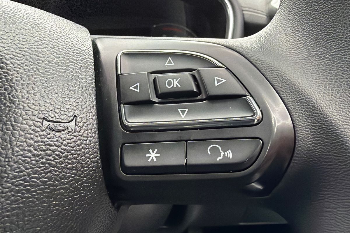 2021 MG HS Core SAS23