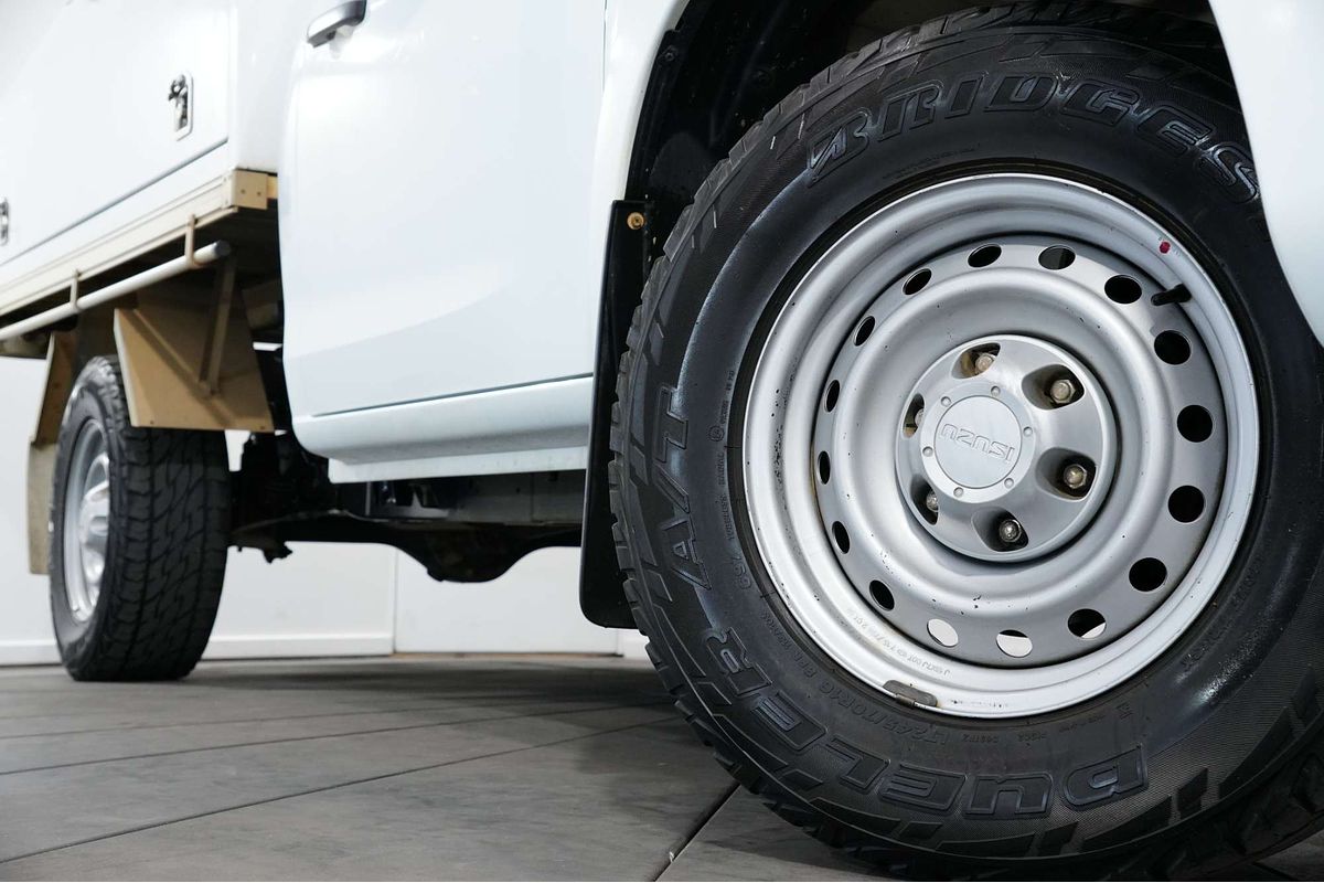 2015 Isuzu D-MAX SX High Ride Rear Wheel Drive