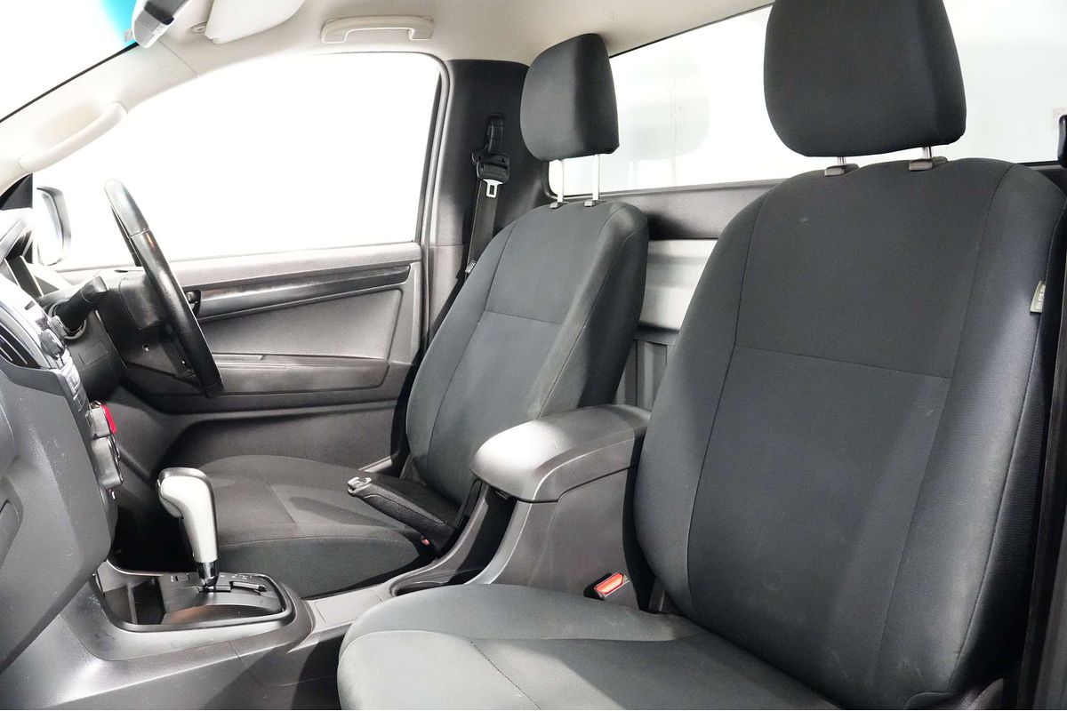 2015 Isuzu D-MAX SX High Ride Rear Wheel Drive