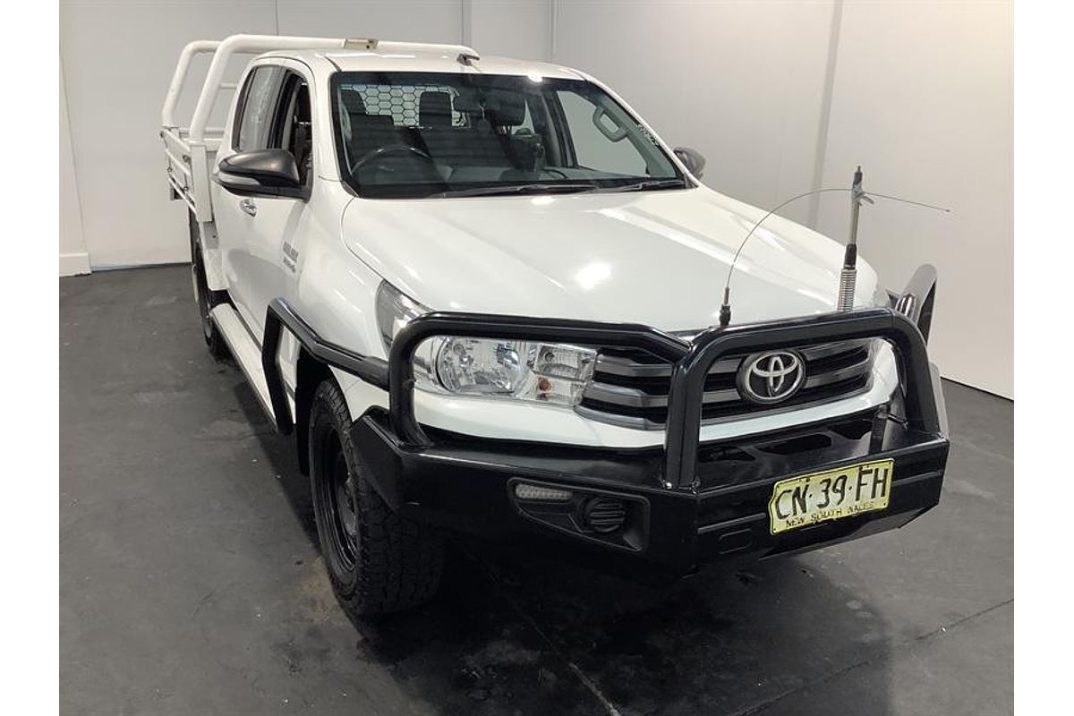2016 Toyota Hilux SR GUN126R 4X4