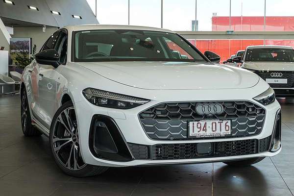 2025 Audi A5 TFSI 150kW S line B10