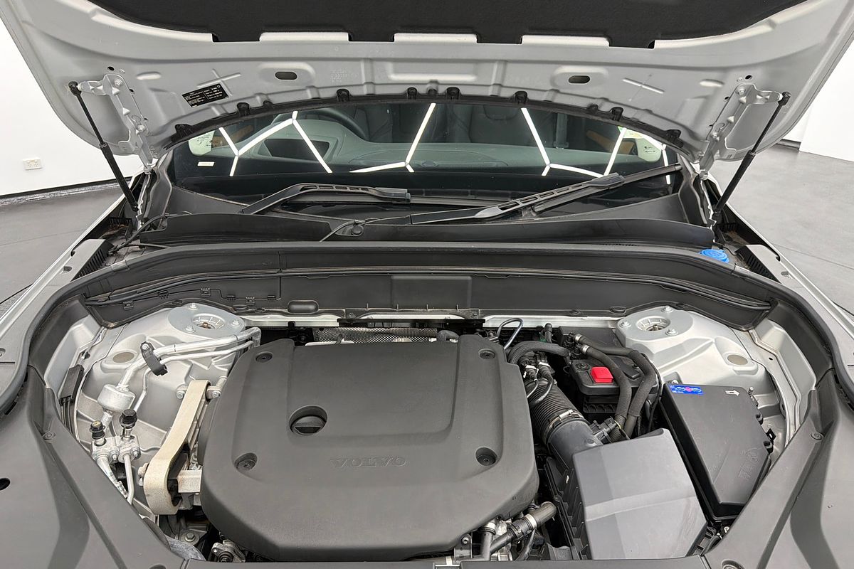 2023 Volvo XC90 Ultimate B6 Bright