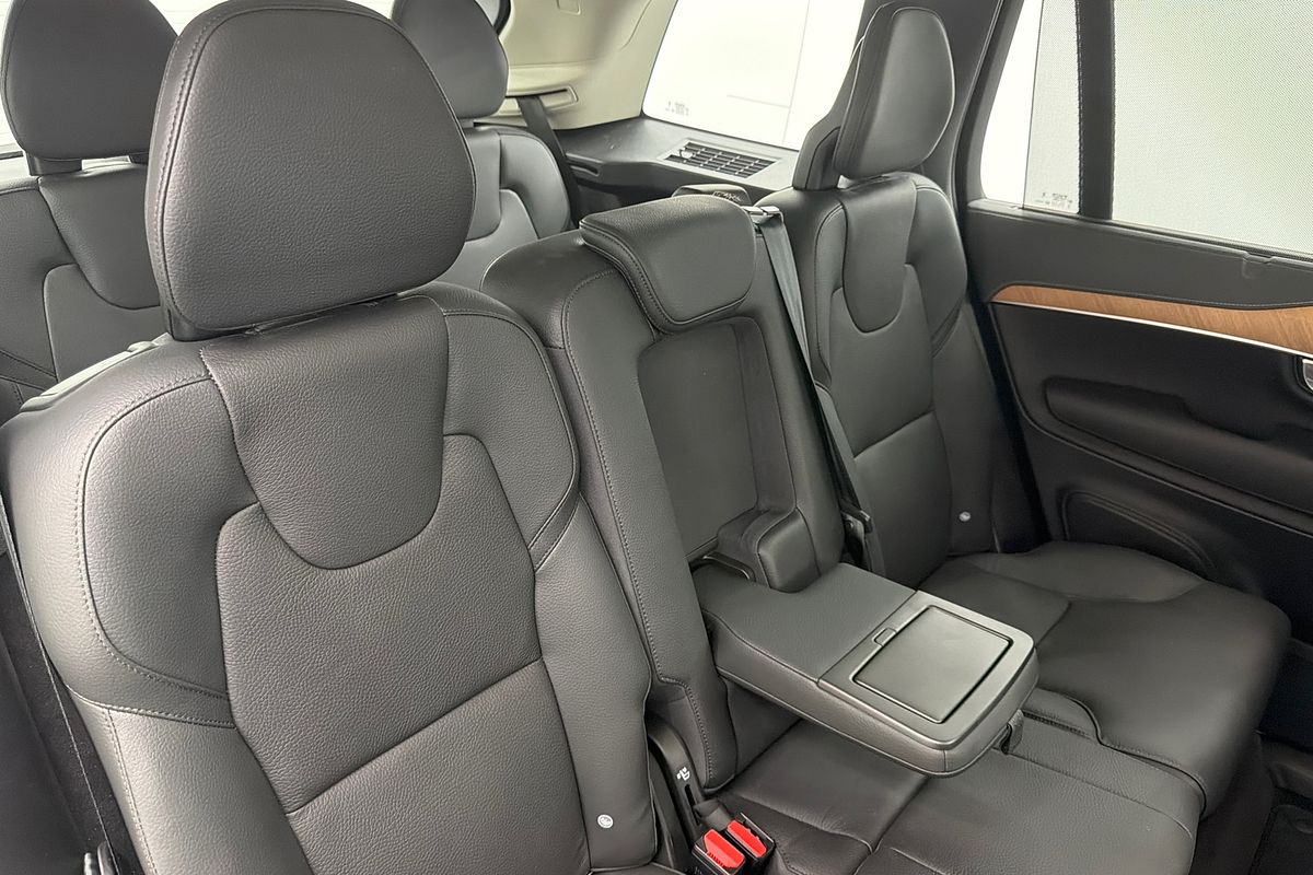 2023 Volvo XC90 Ultimate B6 Bright
