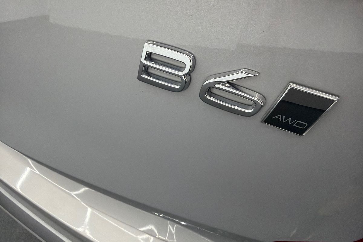 2023 Volvo XC90 Ultimate B6 Bright