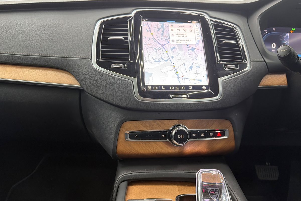 2023 Volvo XC90 Ultimate B6 Bright