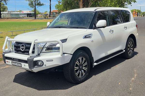 2023 Nissan Patrol Ti Y62